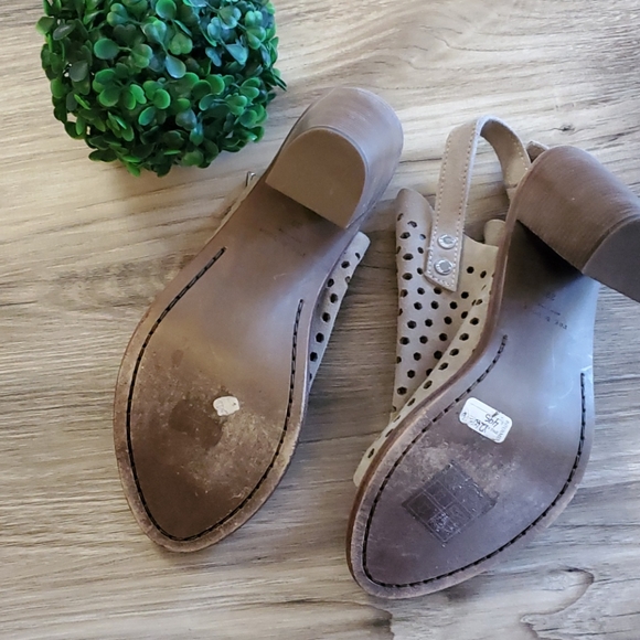 Rag and Bone Wyatt Gray Perforated Block Heels - Picture 4 of 16